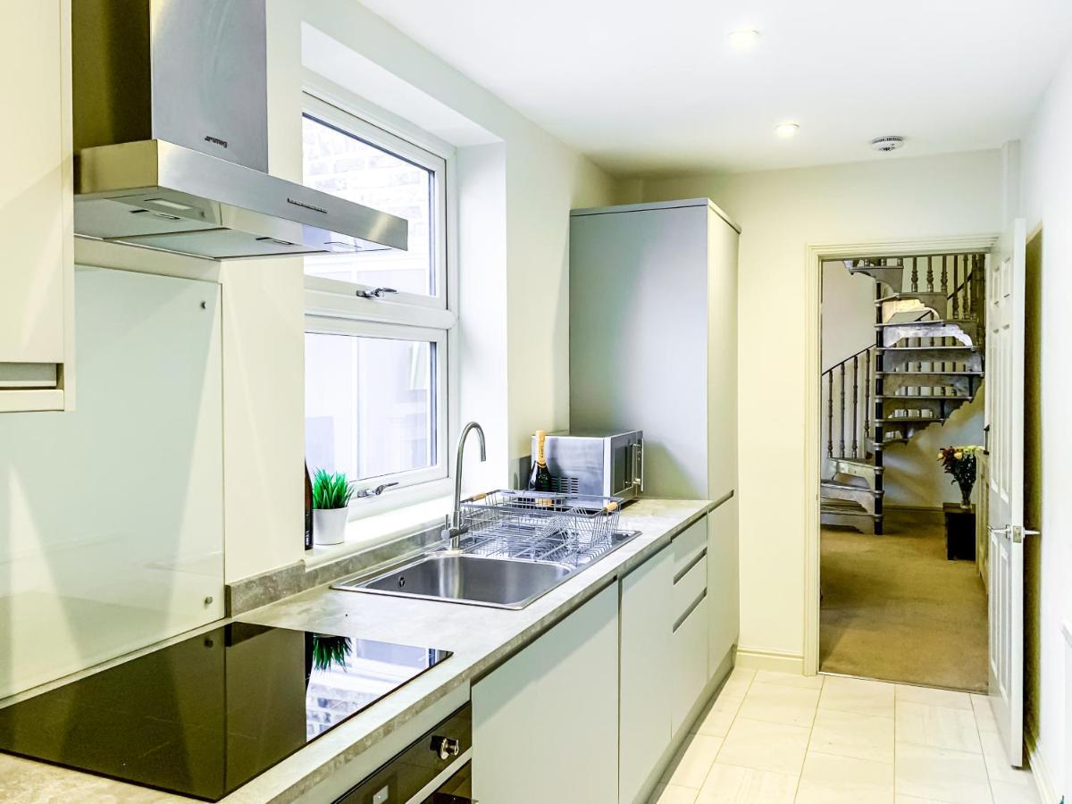 The Vines - Stunning Period Home With Free Parking York Esterno foto