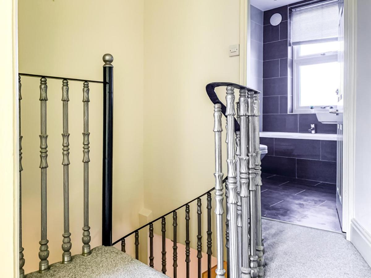 The Vines - Stunning Period Home With Free Parking York Esterno foto