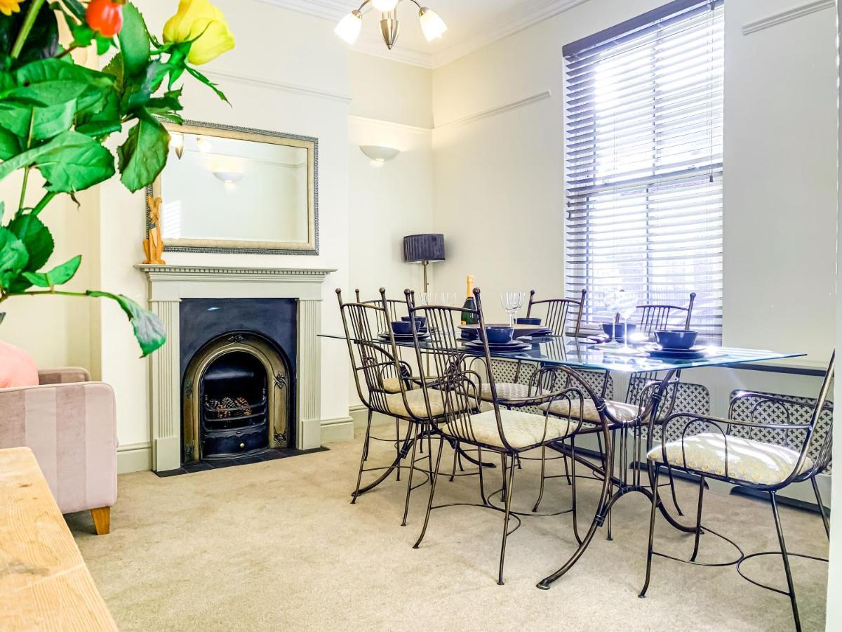 The Vines - Stunning Period Home With Free Parking York Esterno foto
