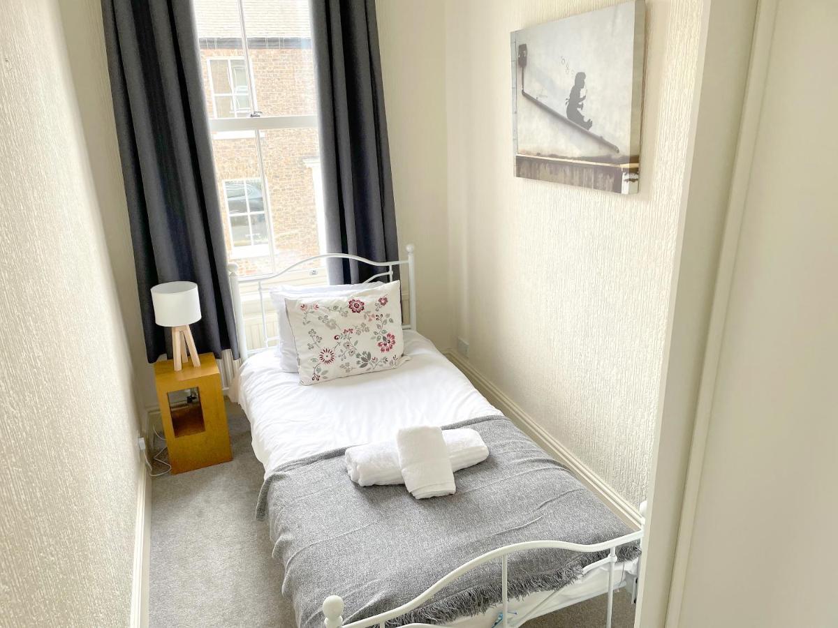 The Vines - Stunning Period Home With Free Parking York Esterno foto