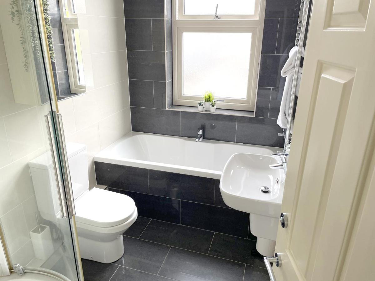 The Vines - Stunning Period Home With Free Parking York Esterno foto