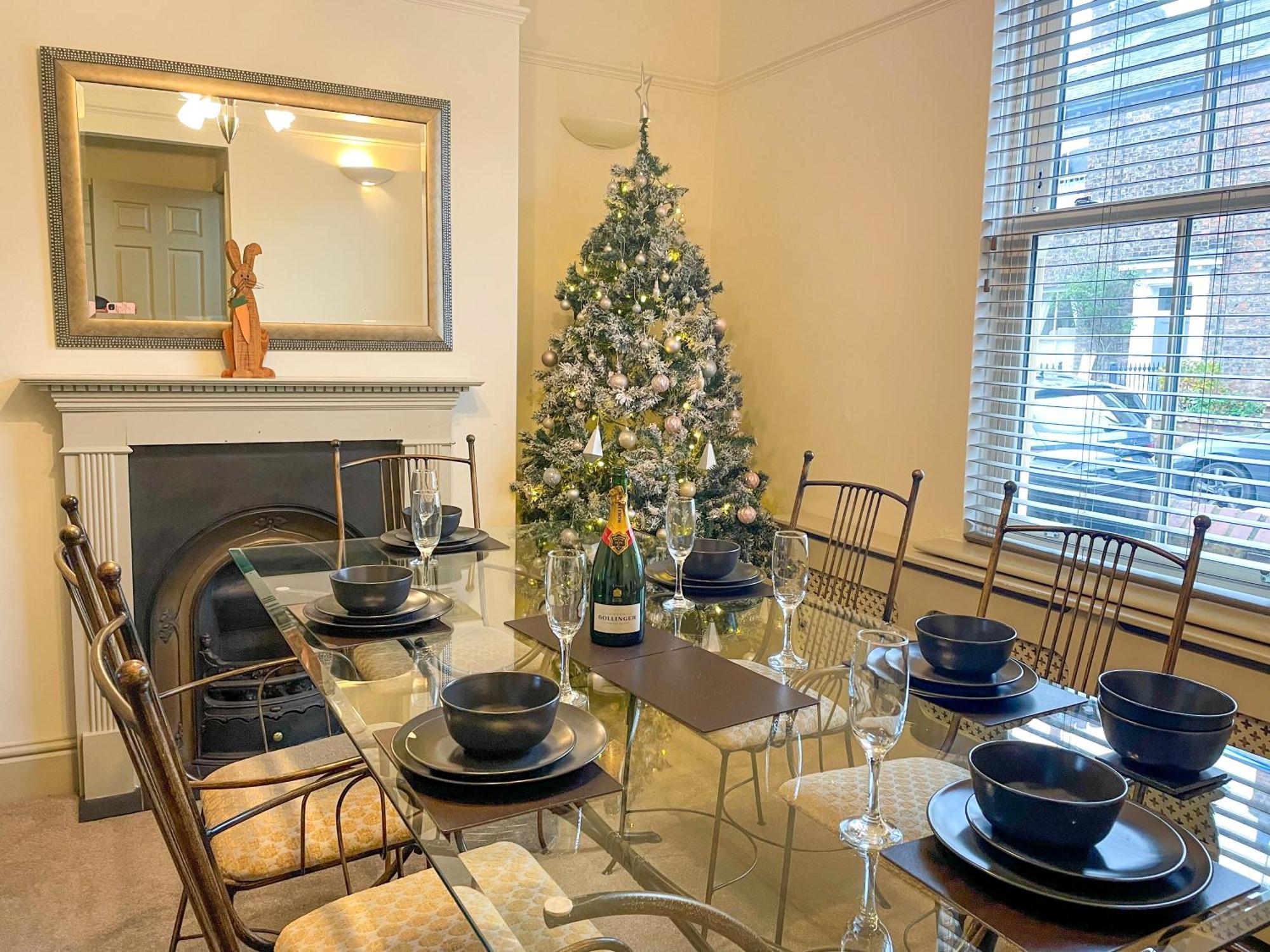 The Vines - Stunning Period Home With Free Parking York Esterno foto